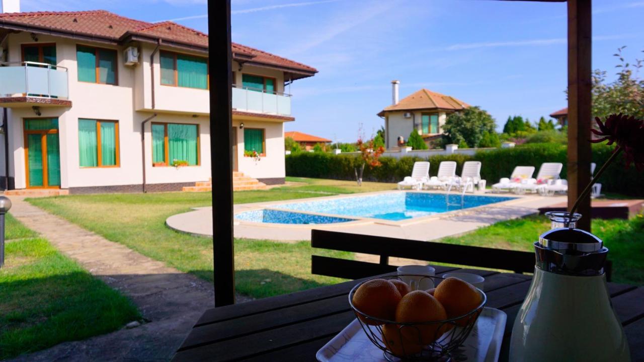 Вила Помело - Family Villa Pomelo Bŭlgarevo Exterior foto