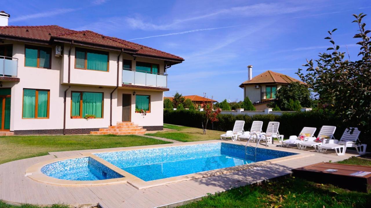 Вила Помело - Family Villa Pomelo Bŭlgarevo Exterior foto