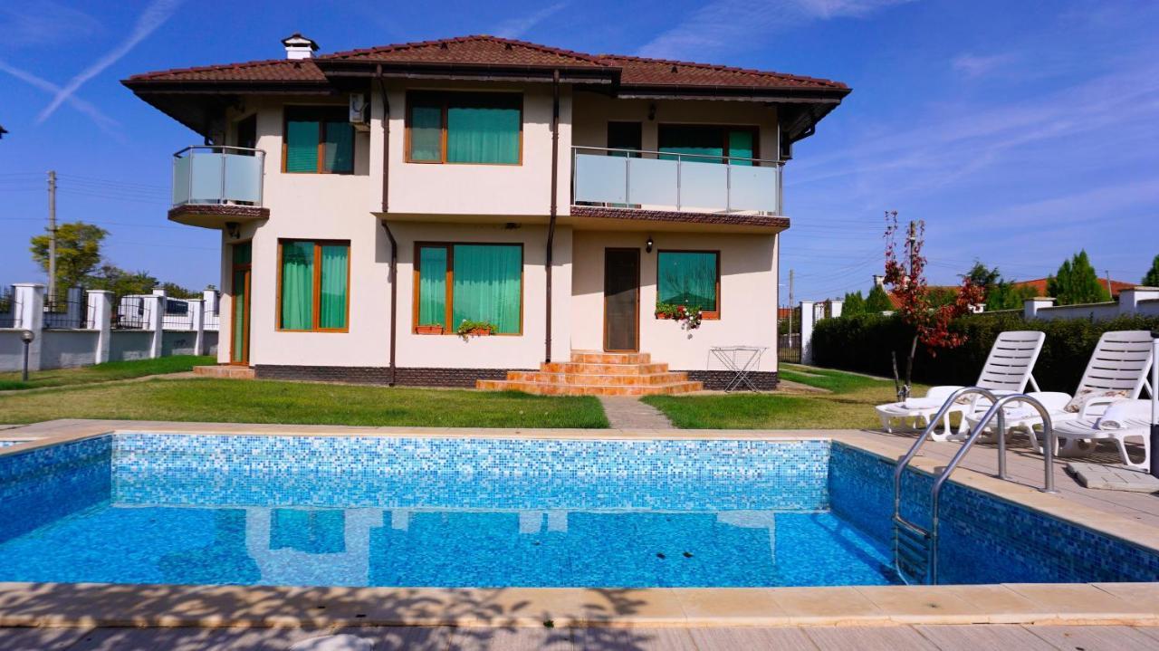 Вила Помело - Family Villa Pomelo Bŭlgarevo Exterior foto